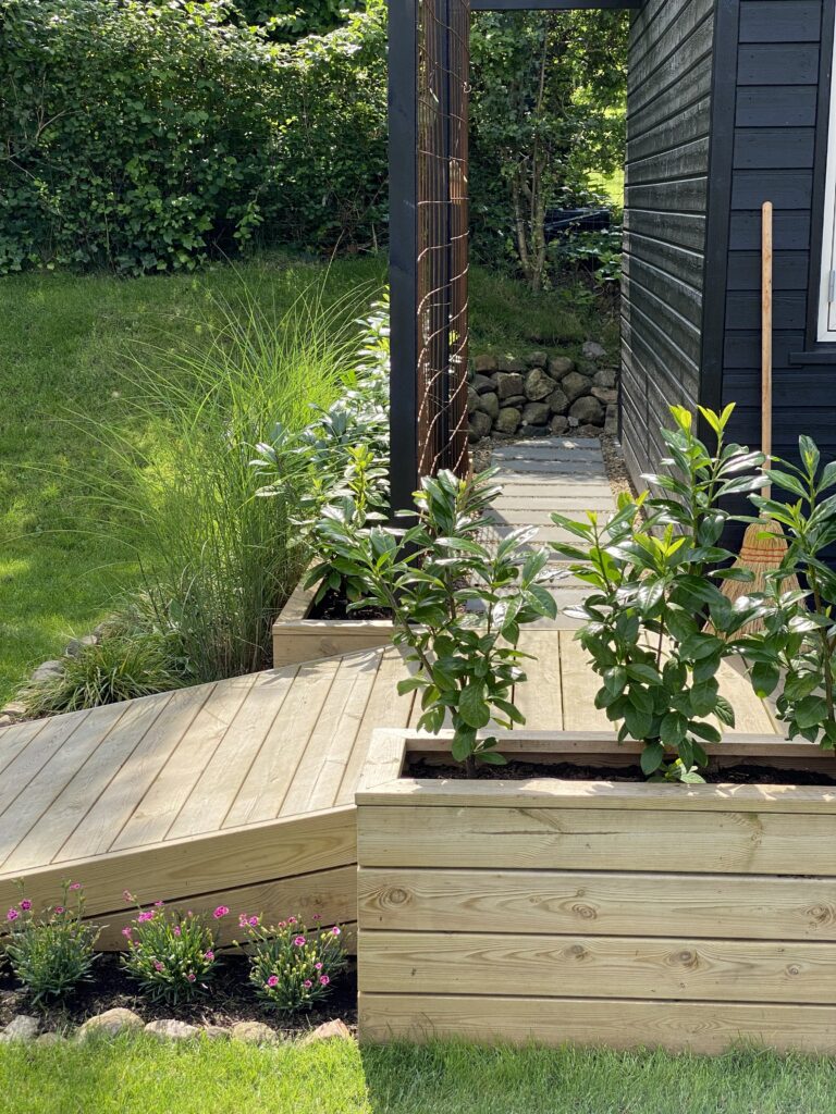 Terrasse højbed rampe nedgang